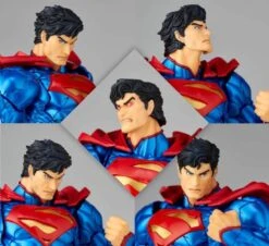 Amazing Yamaguchi Revoltech Figure Complex Superman No. 027 -Hasro Model Shop 4537807013354k