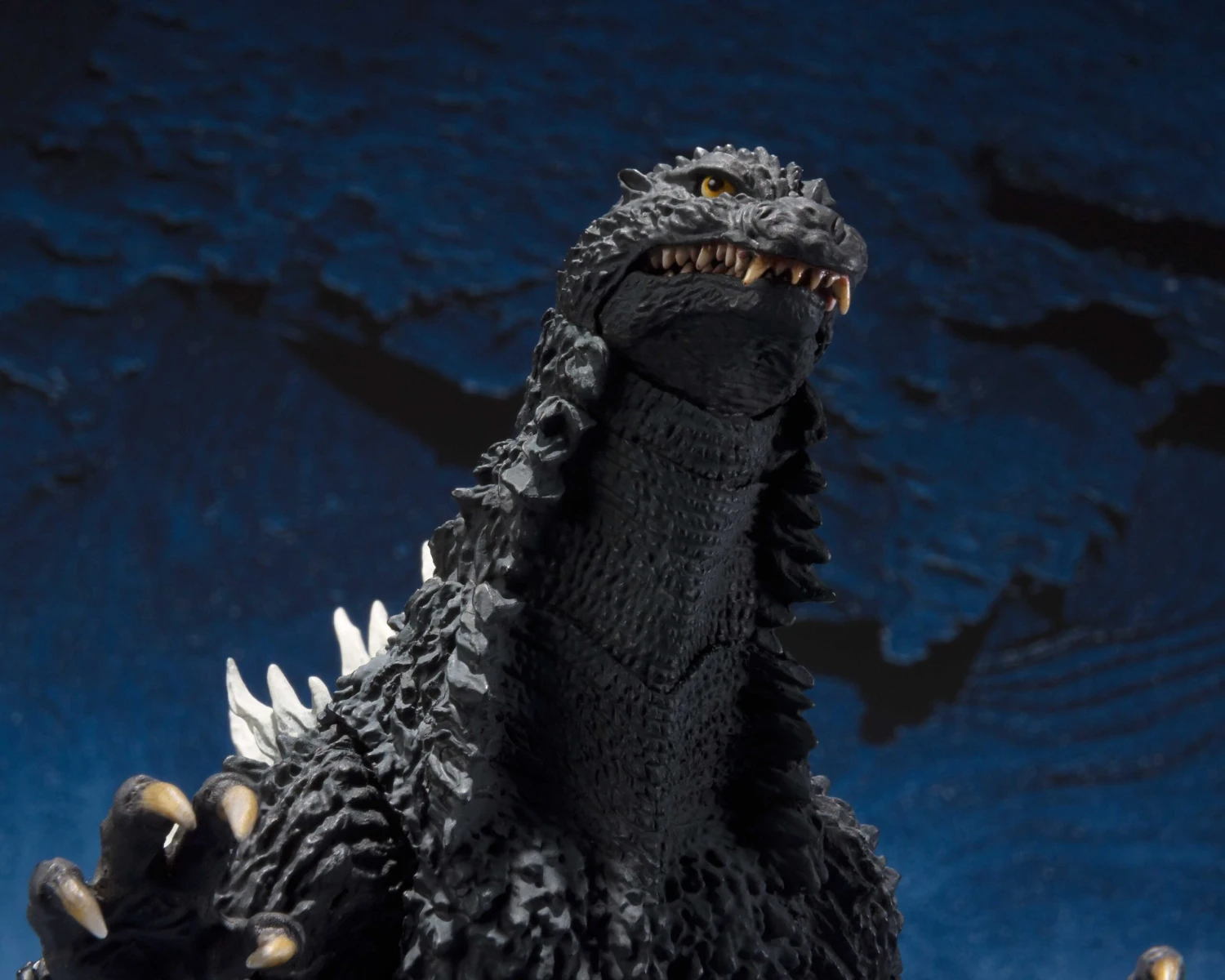 Bandai S.H. MonsterArts Godzilla 2002 Godzilla Against Mechagodzilla Godzilla Action Figure 7 Bandai S.H. MonsterArts Godzilla 2002 Godzilla Against Mechagodzilla Godzilla Action Figure - Image 5