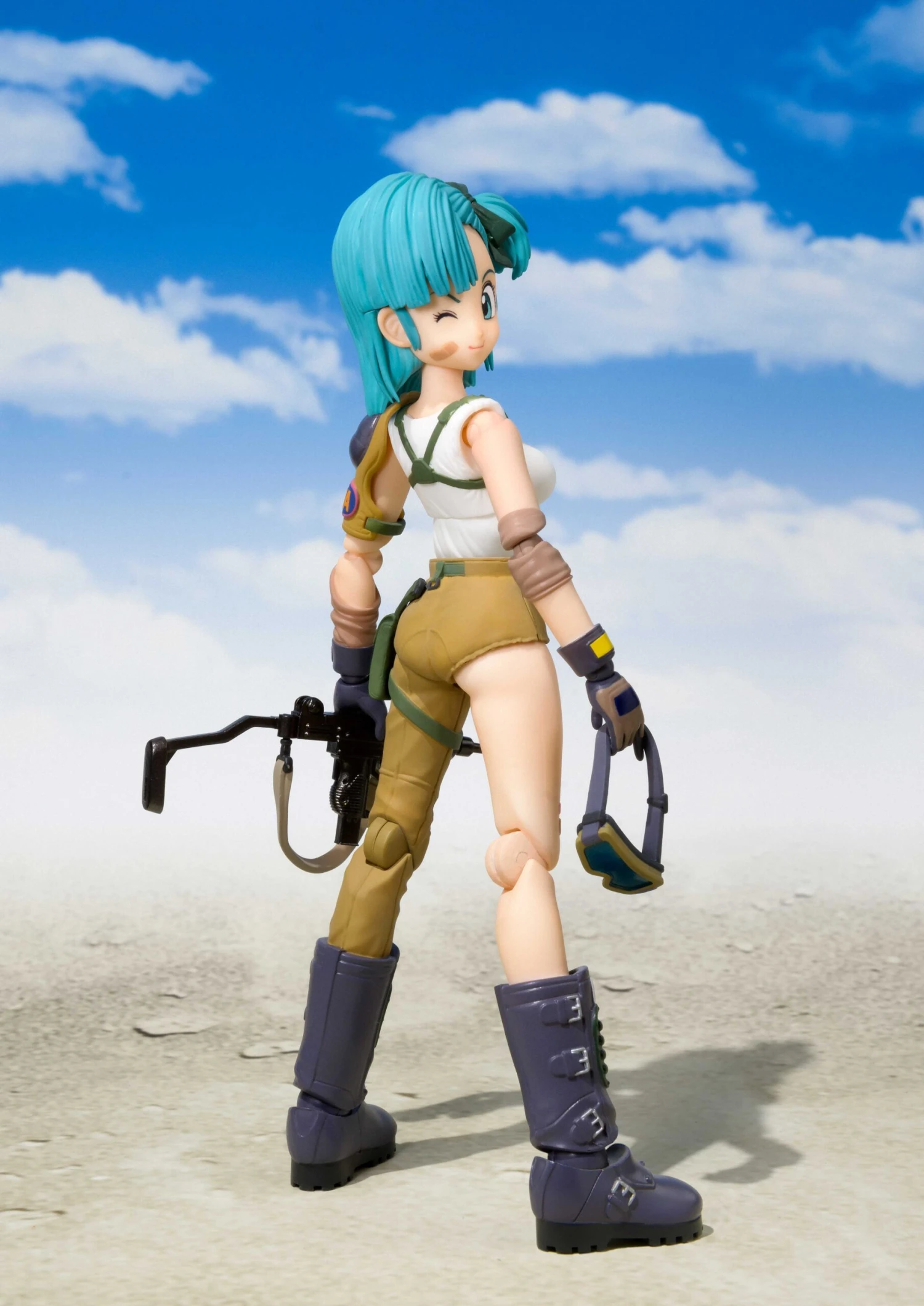 Bandai S.H. Figuarts Dragonball Bulma Action Figure 4 Bandai S.H. Figuarts Dragonball Bulma Action Figure - Image 2
