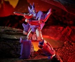 Hasbro Transformers Generations War For Cybertron: Kingdom Voyager Cyclonus Action Figure WFC-K9 -Hasro Model Shop 5010993767014e
