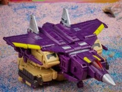 Hasbro Transformers Generations Legacy Evolution Leader Class Blitzwing Action Figure -Hasro Model Shop 5010993934294g 972a065f de7f 4e77 9a47 81365bab1b13