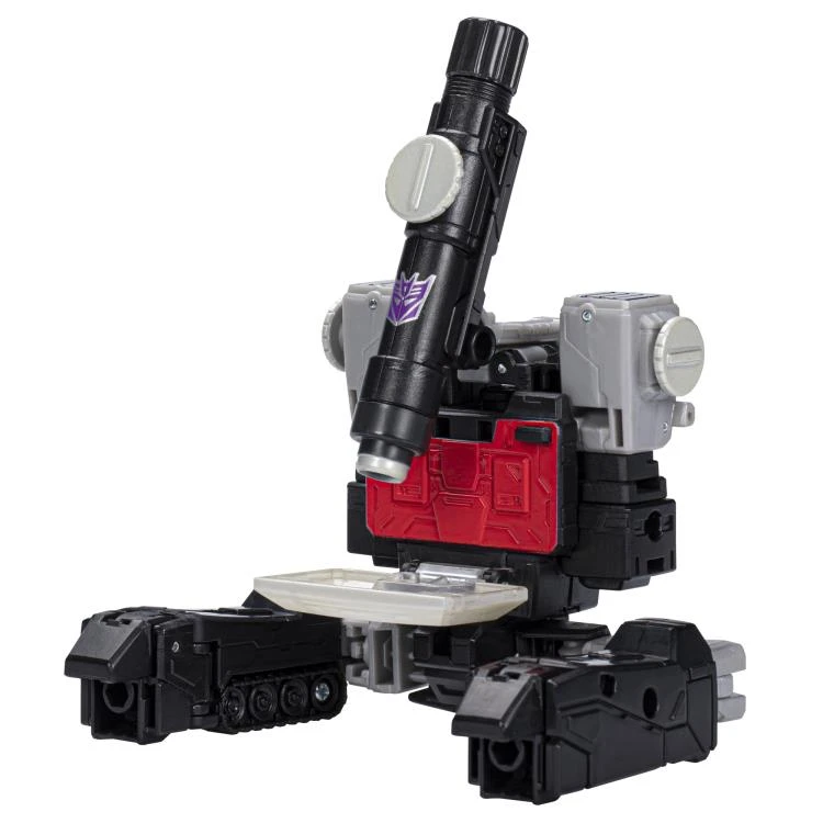 Hasbro Transformers Generations Legacy Deluxe Class Magnificus Action Figure 4 Hasbro Transformers Generations Legacy Deluxe Class Magnificus Action Figure - Image 2