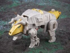 Hasbro Transformers Generations Legacy Evolution Core Class Dinobot Slug Action Figure -Hasro Model Shop 5010994196738d