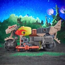 Hasbro Transformers Generations Legacy Evolution Deluxe Class Crashbar Action Figure -Hasro Model Shop 5010994202262e