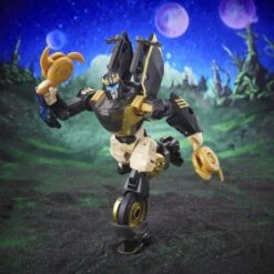 Hasbro Transformers Generations Legacy Evolution Deluxe Class Prowl Action Figure 12 Hasbro Transformers Generations Legacy Evolution Deluxe Class Prowl Action Figure -Hasro Model Shop 5010994202286c