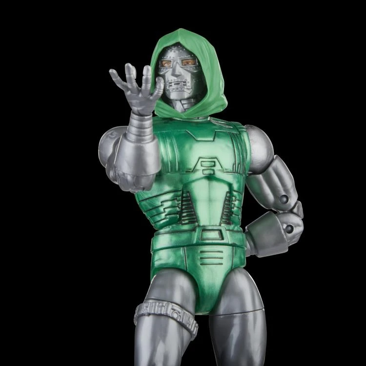 Hasbro Marvel Legends 60th Anniversary Avengers Beyond Earth's Mightiest Captain Marvel Vs Doctor Doom Two PackAction Figure 6 Hasbro Marvel Legends 60th Anniversary Avengers Beyond Earth's Mightiest Captain Marvel Vs Doctor Doom Two PackAction Figure - Image 4
